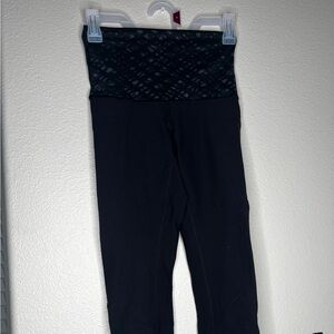 Lululemon‎ Women’s Black Leggings Capris Sz 4 Activewear Workout Gym Running
